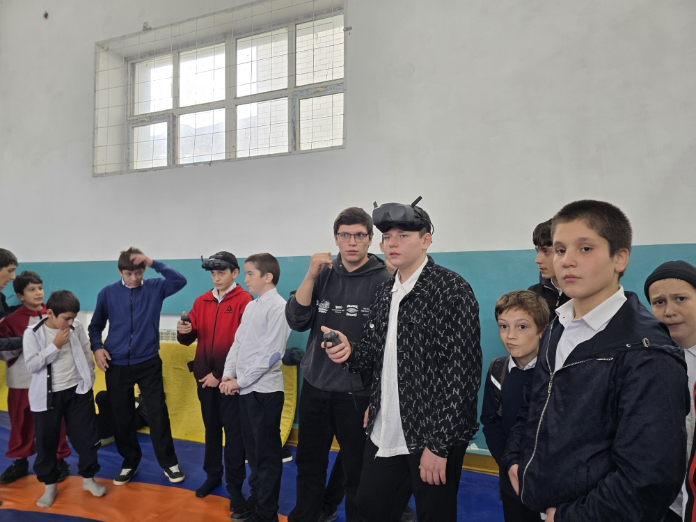 «С наукой в села!»: ДГУ провел мобильную университетскую смену в Цумадинском районе